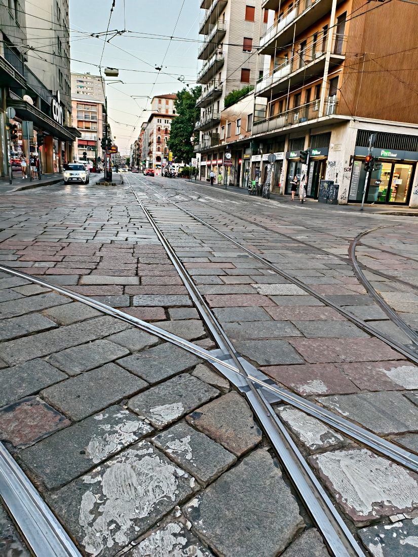 義大利 |多洛米蒂旅程D2-2_米蘭。但丁街。艾曼紐二世迴廊 。Navigli 運河 - 第66張圖 義大利 |多洛米蒂旅程D2-2_米蘭。但丁街。艾曼紐二世迴廊 。Navigli 運河