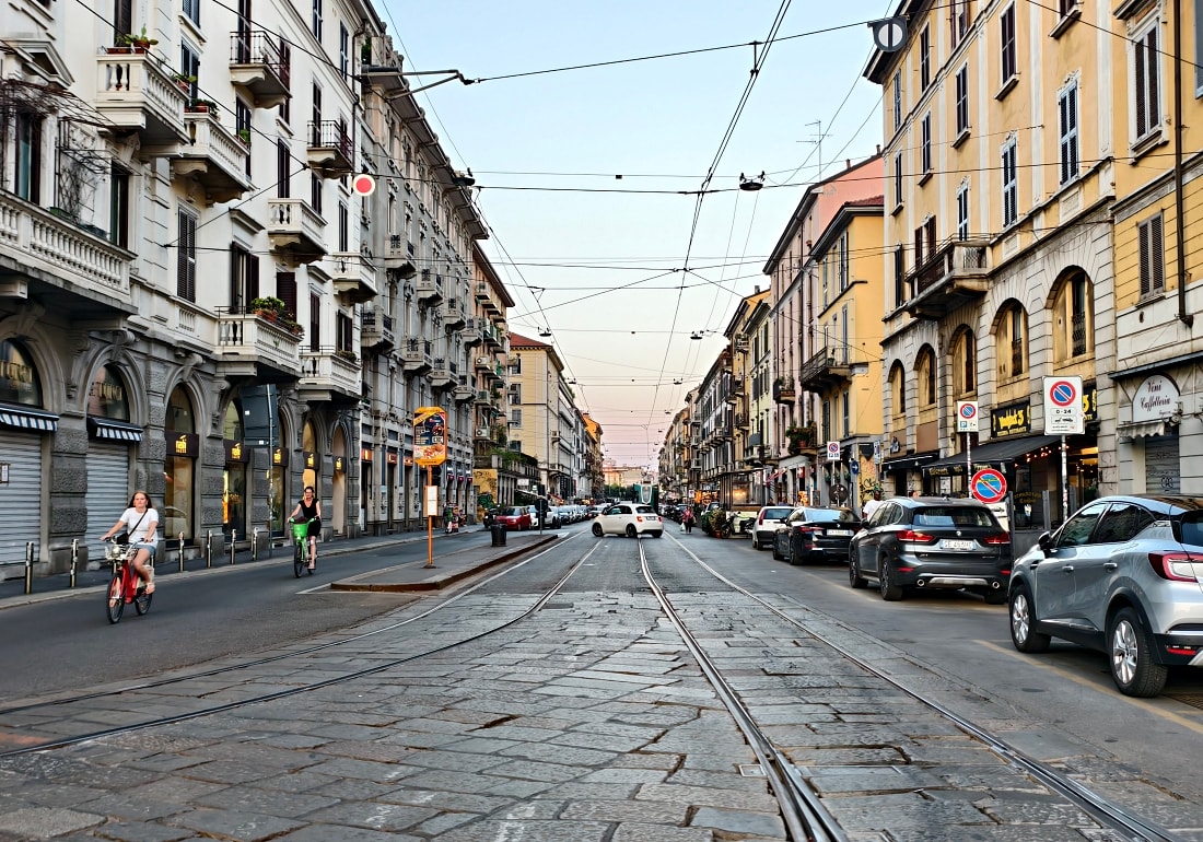 義大利 |多洛米蒂旅程D2-2_米蘭。但丁街。艾曼紐二世迴廊 。Navigli 運河 - 第67張圖 義大利 |多洛米蒂旅程D2-2_米蘭。但丁街。艾曼紐二世迴廊 。Navigli 運河