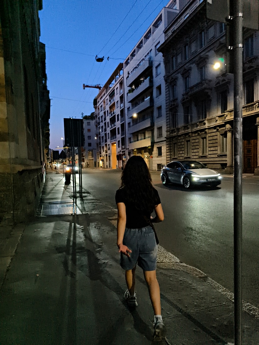 義大利 |多洛米蒂旅程D2-2_米蘭。但丁街。艾曼紐二世迴廊 。Navigli 運河 - 第71張圖 義大利 |多洛米蒂旅程D2-2_米蘭。但丁街。艾曼紐二世迴廊 。Navigli 運河
