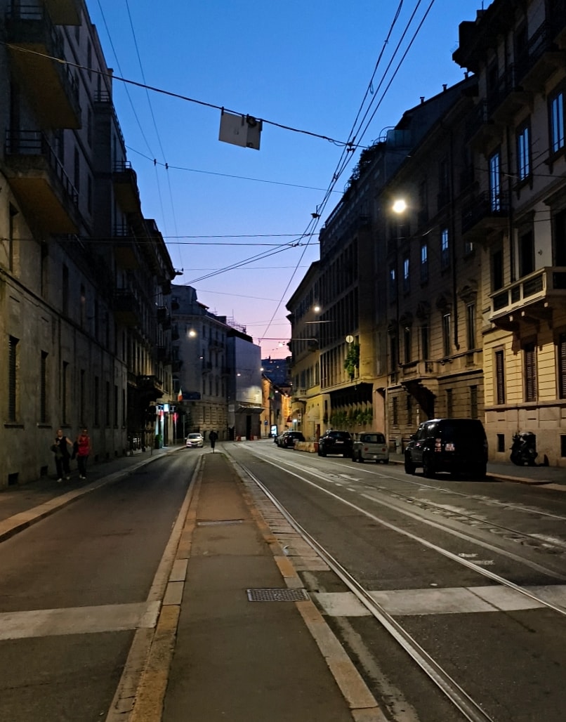 義大利 |多洛米蒂旅程D2-2_米蘭。但丁街。艾曼紐二世迴廊 。Navigli 運河 - 第74張圖 義大利 |多洛米蒂旅程D2-2_米蘭。但丁街。艾曼紐二世迴廊 。Navigli 運河