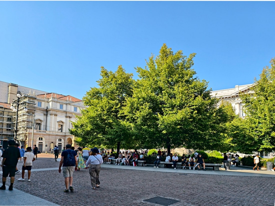 義大利 |多洛米蒂旅程D2-2_米蘭。但丁街。艾曼紐二世迴廊 。Navigli 運河 - 第16張圖 義大利 |多洛米蒂旅程D2-2_米蘭。但丁街。艾曼紐二世迴廊 。Navigli 運河