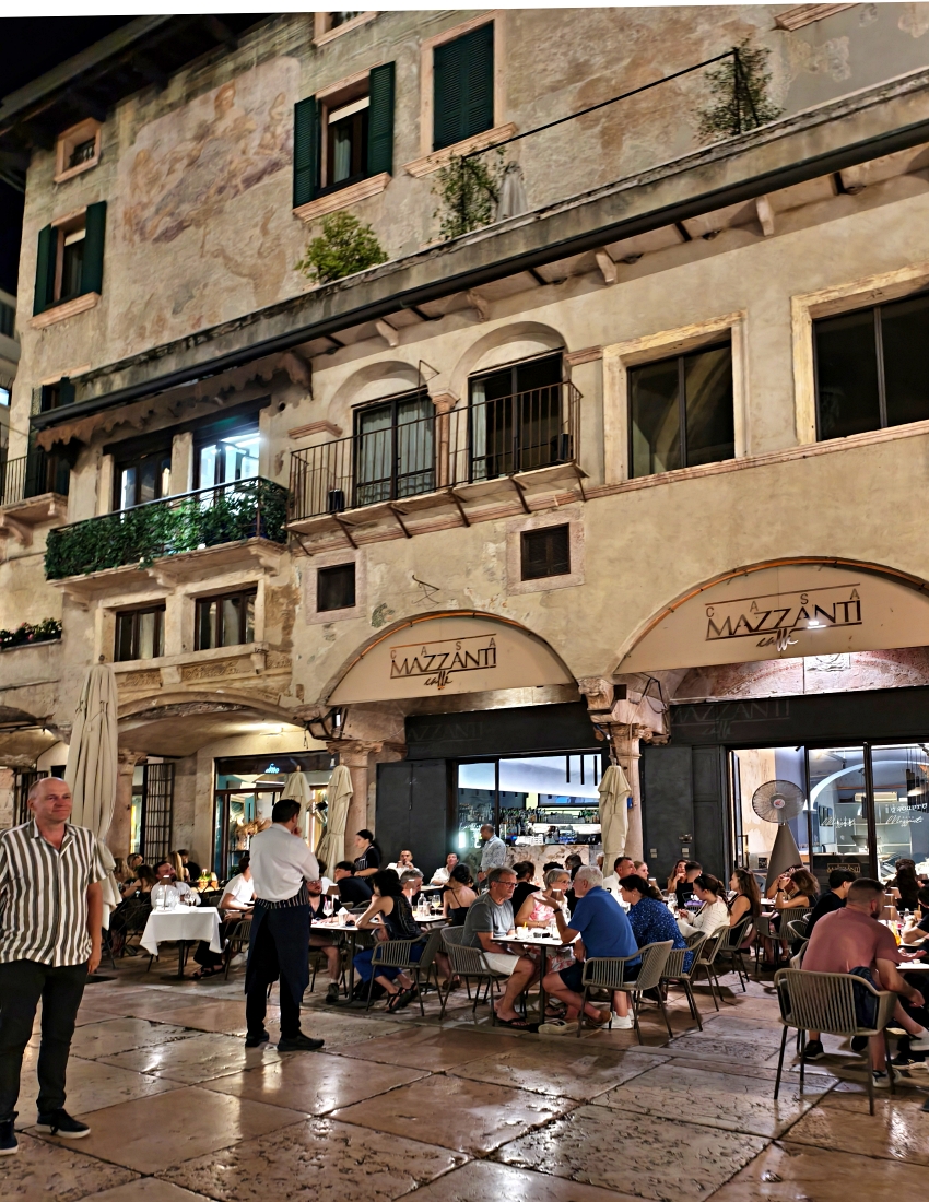 義大利 |多洛米蒂旅程D3_Verona千年競技場欣賞歌劇節。Camping Verona Village - 第134張圖 義大利 |多洛米蒂旅程D3_Verona千年競技場欣賞歌劇節。Camping Verona Village