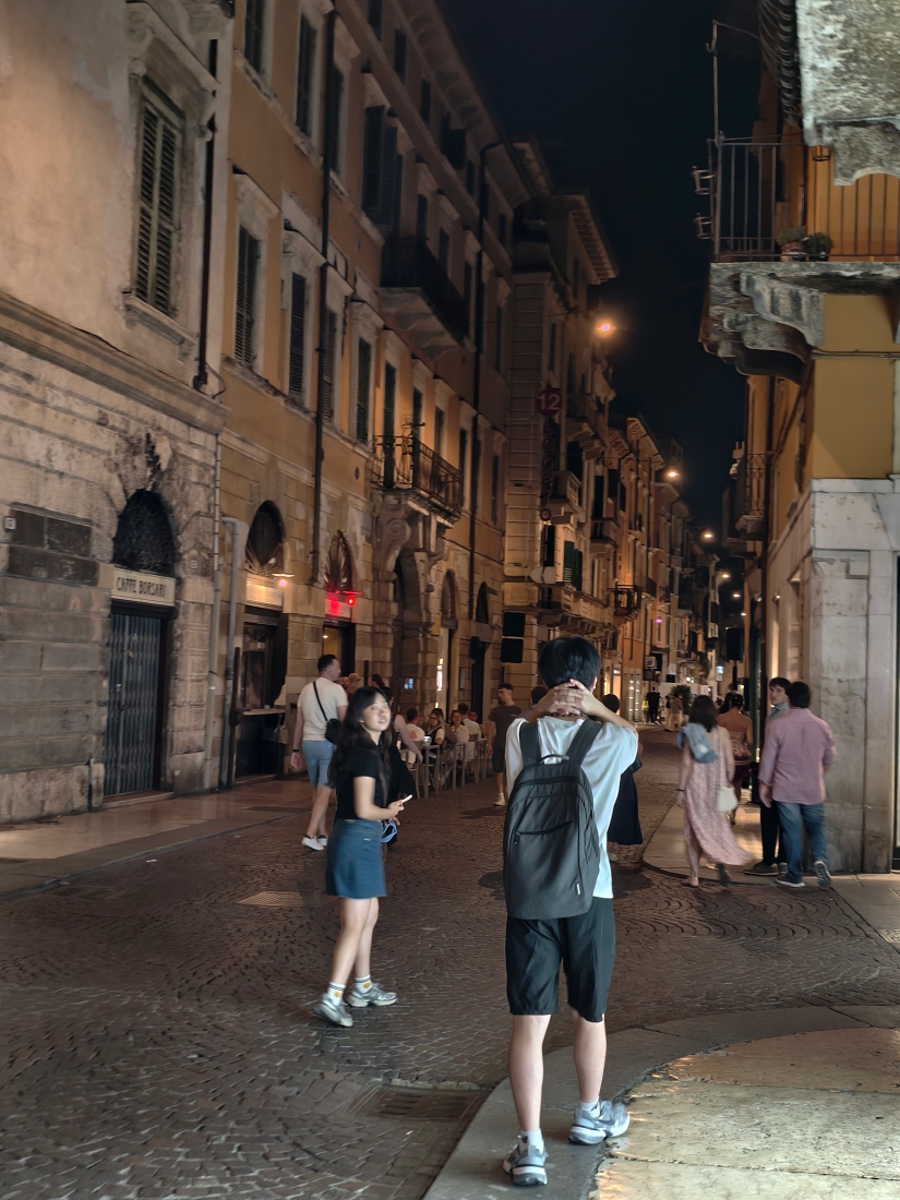 義大利 |多洛米蒂旅程D3_Verona千年競技場欣賞歌劇節。Camping Verona Village - 第133張圖 義大利 |多洛米蒂旅程D3_Verona千年競技場欣賞歌劇節。Camping Verona Village