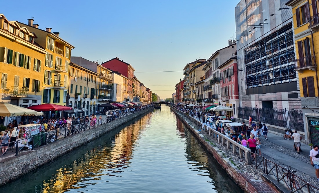 義大利 |多洛米蒂旅程D2-2_米蘭。但丁街。艾曼紐二世迴廊 。Navigli 運河 - 第37張圖 義大利 |多洛米蒂旅程D2-2_米蘭。但丁街。艾曼紐二世迴廊 。Navigli 運河