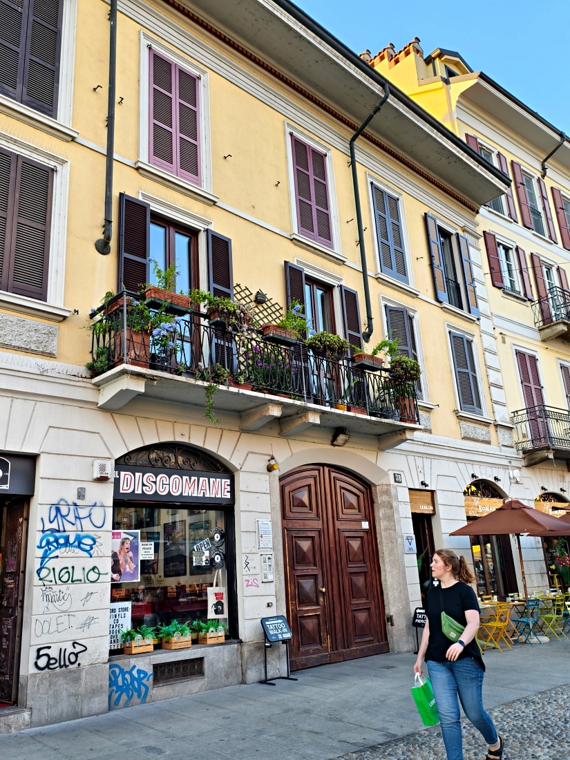 義大利 |多洛米蒂旅程D2-2_米蘭。但丁街。艾曼紐二世迴廊 。Navigli 運河 - 第52張圖 義大利 |多洛米蒂旅程D2-2_米蘭。但丁街。艾曼紐二世迴廊 。Navigli 運河